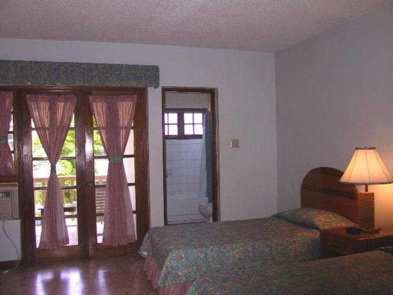 Toby'S Resort Montego Bay Habitación foto