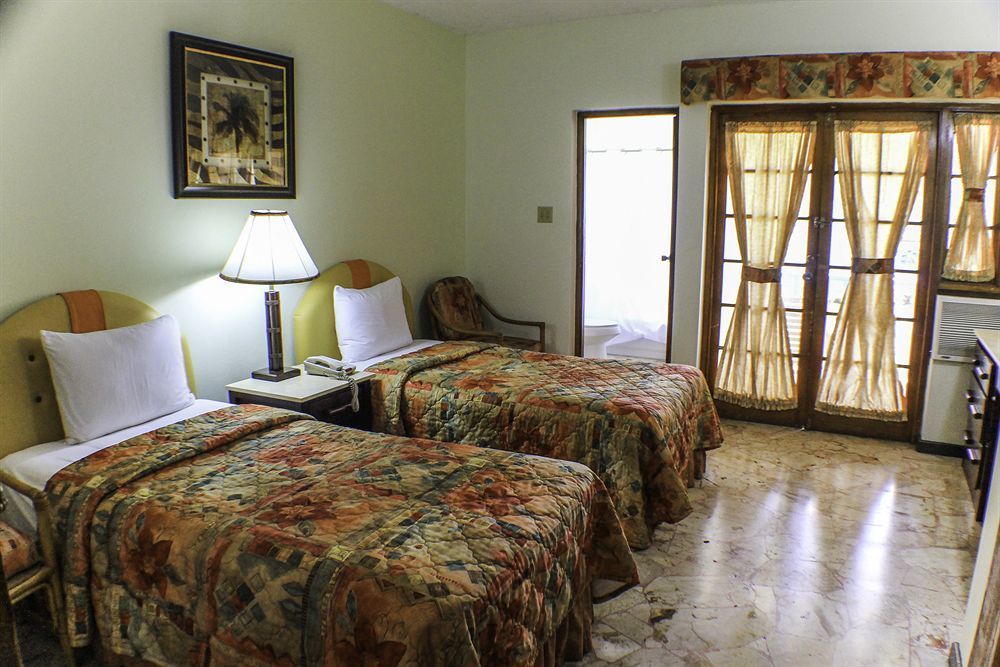 Toby'S Resort Montego Bay Exterior foto
